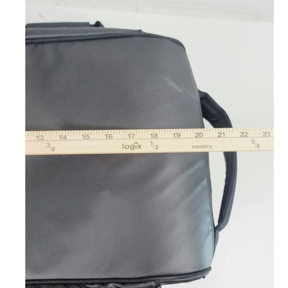 Nike Departure Duffle III in Black